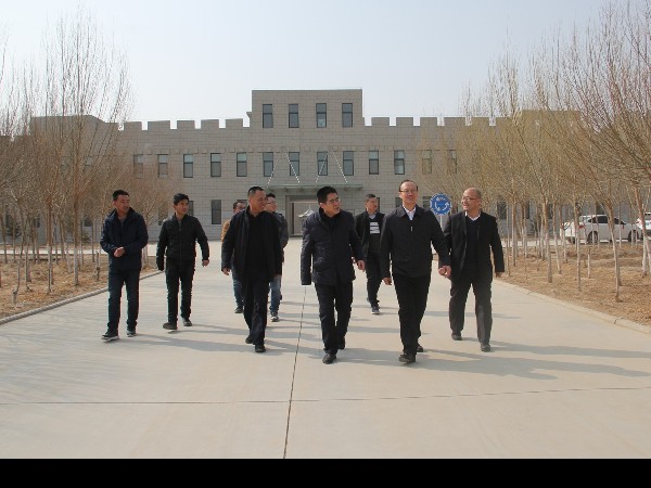 甘肃建投纪委书记巩凌宇调研新能源公司