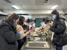 冬至饺子香，情深意更浓——新能源公司开展冬至包饺子活动