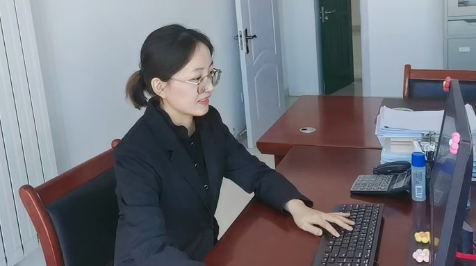 财务战线上的红色守护者——记甘肃建投新能源公司2024年度优秀共产党员 刘杰